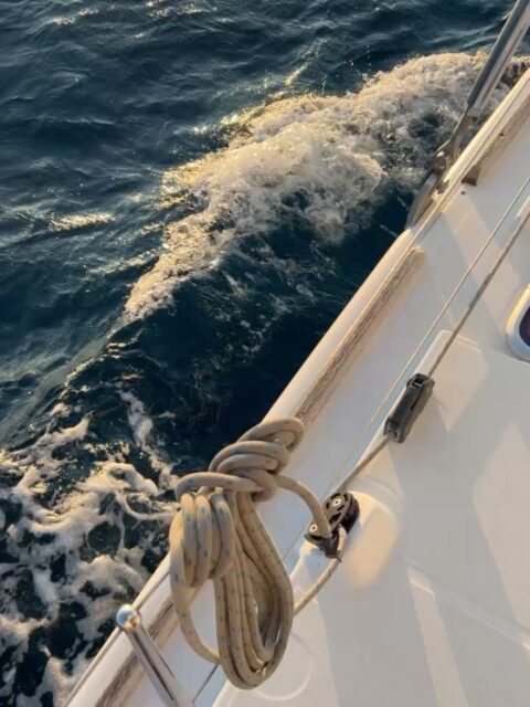 In the city… of Athens, come to discover the magic of the Athenian Riviera! Turquoise waters, sunshine, chill moments, freshly cooked traditional Greek food, crispy wine, sunbathing on a catamaran deck! 

Is there a better way to do this? *smirking* because we know there is not! 💙

So come on! What are you waiting for? Book the experience that fits your itinerary at www.sailingathens.com 

We will see you on board!